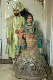 Dress Like Celebrity